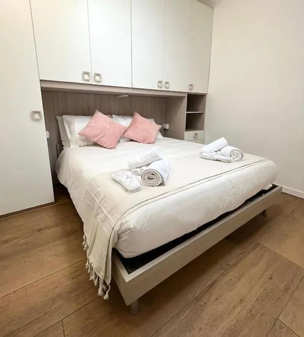 Apartment Casa Viola Milano Centrale! Italy